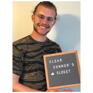 Clear Connor’s Closet!!